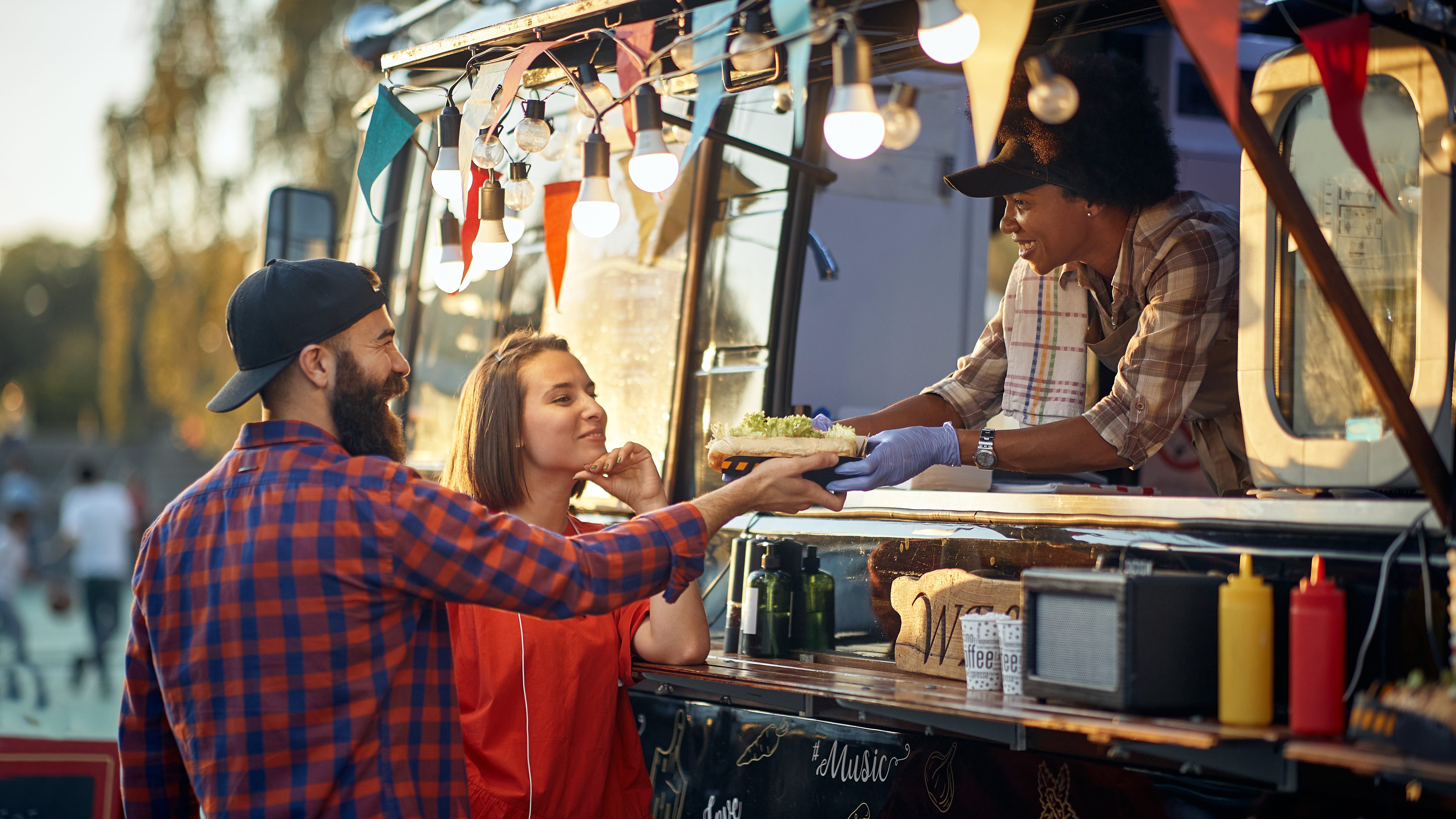 Naperville City Council considers additional regulations on food trucks