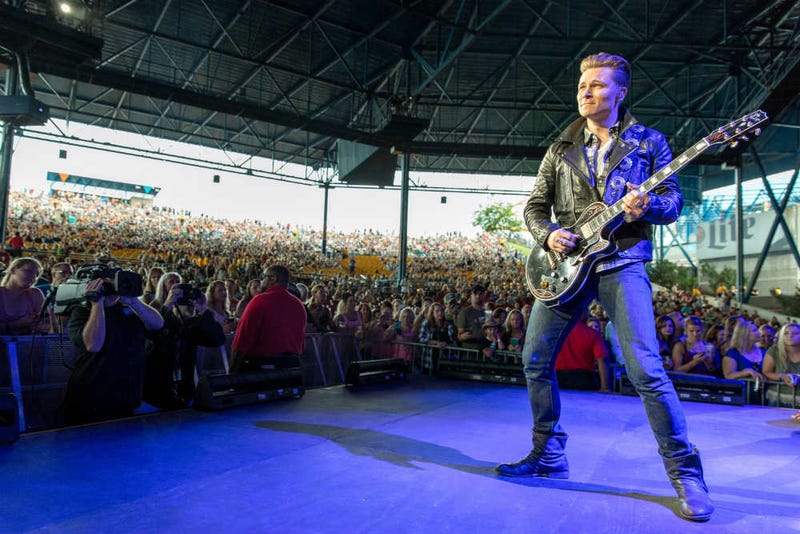 Frankie Ballard