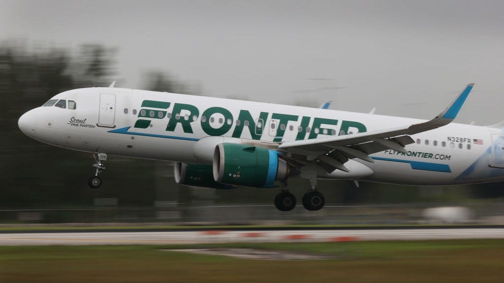 Woman gives birth mid-flight
