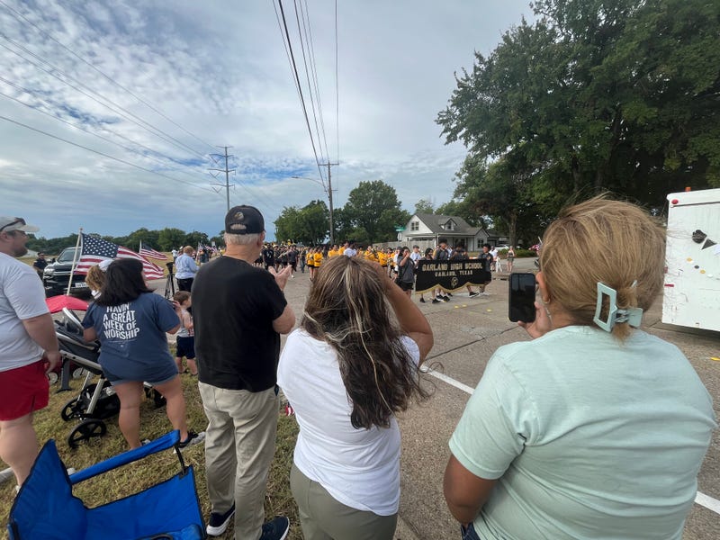 Garland Parade