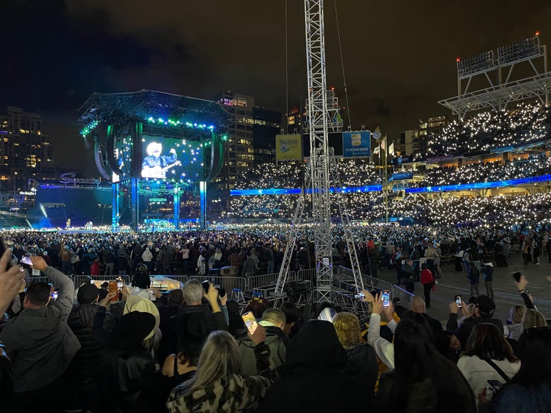 Garth Brooks Petco Park
