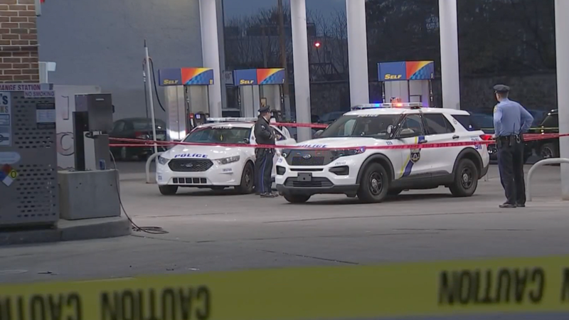 Man dead, security guard injured after shootout in Fairmount gas station