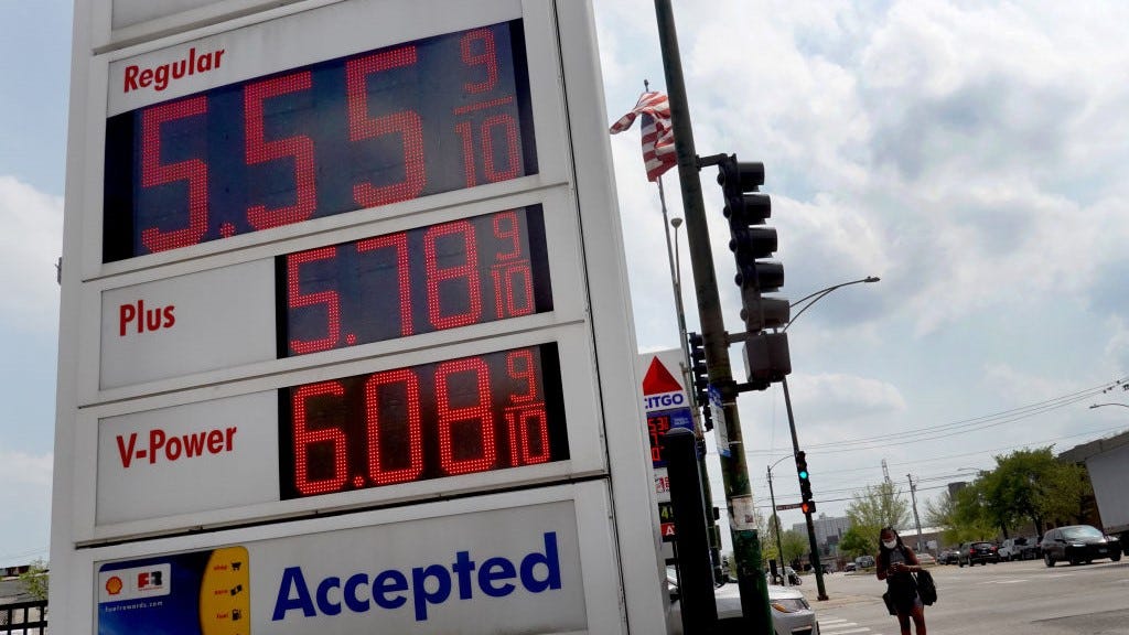 Average US gas price nears $5 a gallon