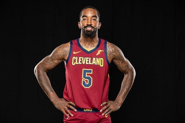  Jugador de la NBA Jr Smith es grabado dando una Paliza a Hombre 