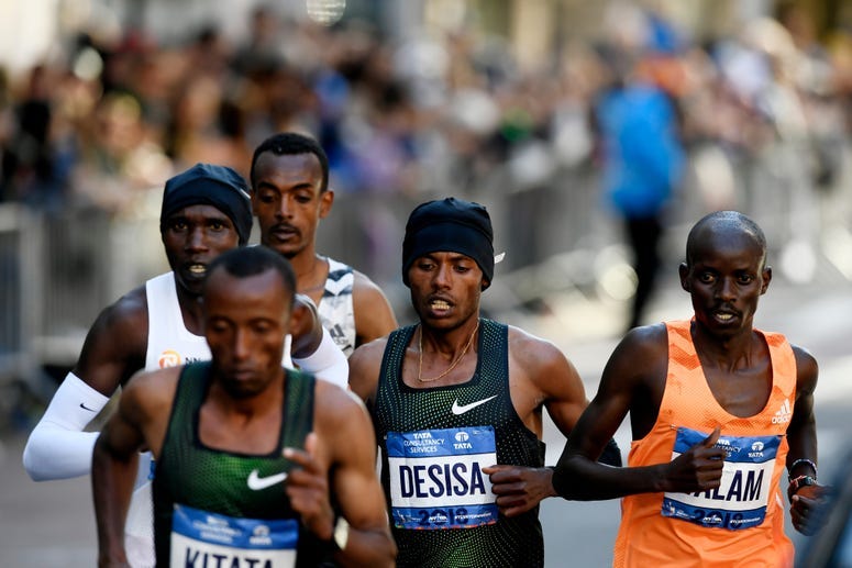 Runners in men's division of 2018 NYC marathon