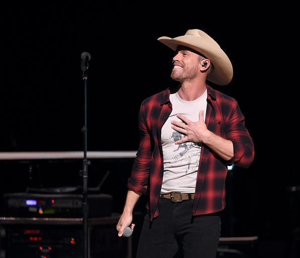 Dustin Lynch