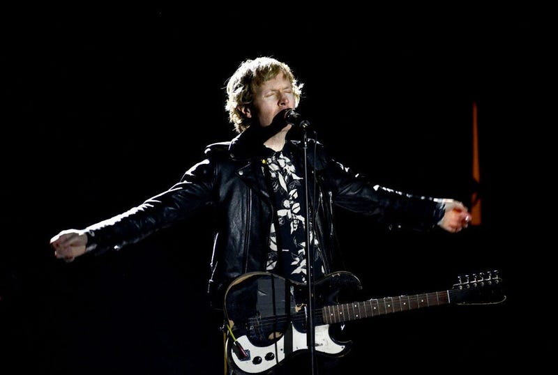 LOS ANGELES, CALIFORNIA - JANUARY 13: Singer Beck performs osntage during The Malibu Love Sesh Benefit Concert at Hollywood Palladium on January 13, 2019 in Los Angeles, California. (Photo by Scott Dudelson/Getty Images)