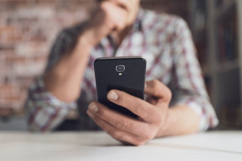Man, Old Man, Cell Phone, Smartphone, Texting, Hands, Holding Phone