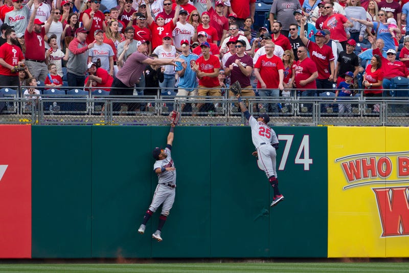 Hoskins home run is the difference in Twins loss to Phillies