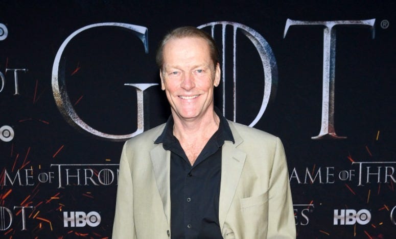  Iain Glen attends the 