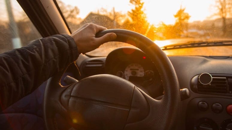 Top signs you're a bad driver include speeding, not using your turn signal