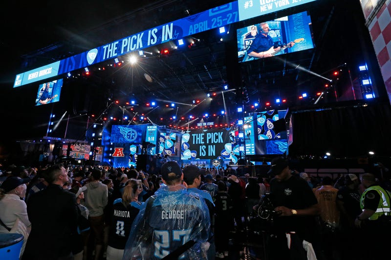 Hometown fans of the Tennessee Titans react after their first round pick of Jeffery Simmons is announced on day 1 of the 2019 NFL Draft on April 25, 2019 in Nashville, Tennessee