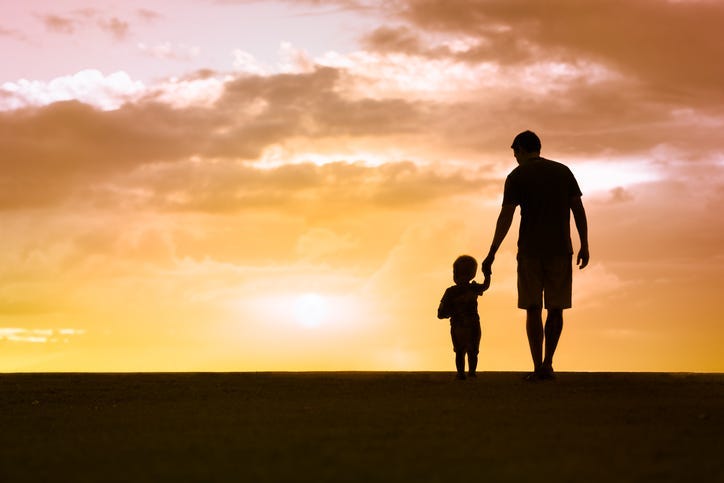 5 WAYS TO CELEBRATE FATHERS DAY WITHOUT DAD 