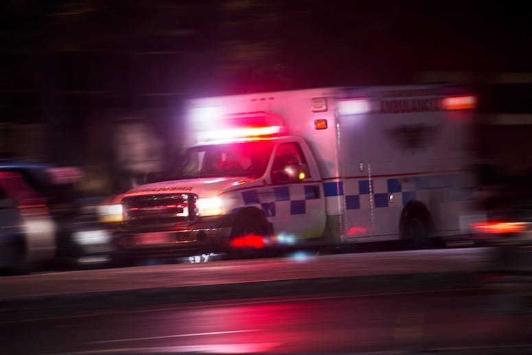 Ambulance, Speeding, Street, Blurry, Emergency Call