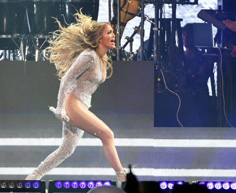 Jennifer Lopez, Instagram