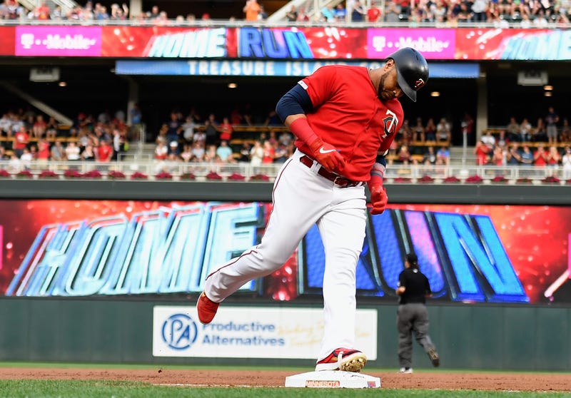 Nelson Cruz homers again