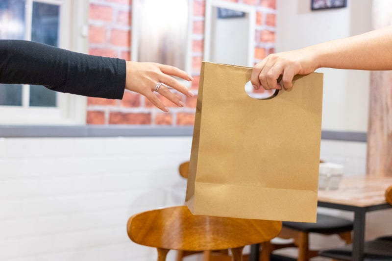 Restaurant carry out