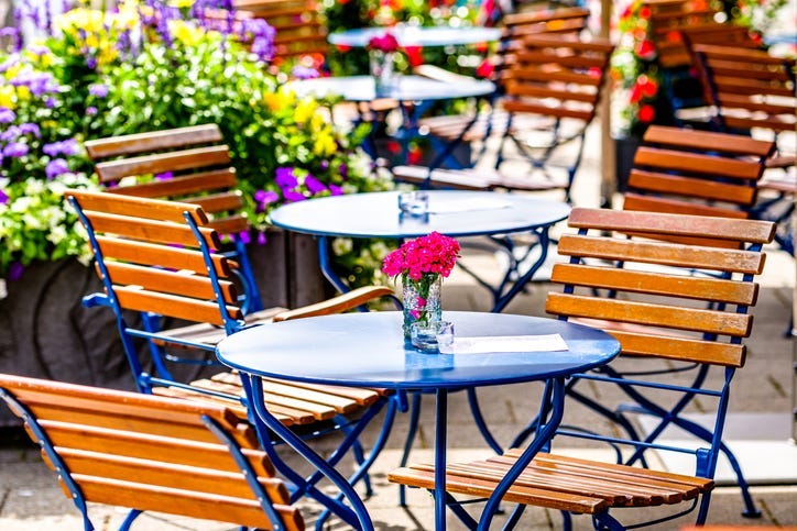 Sidewalk cafe
