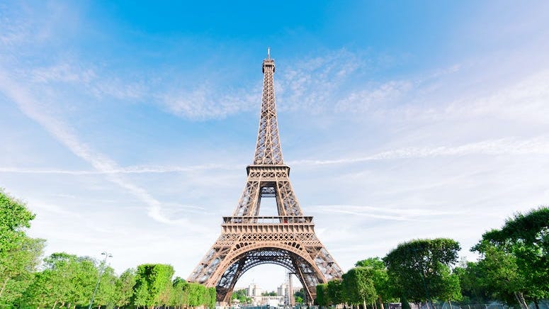 Eiffel Tower Named The "Most Complained About" Tourist Attraction In The World