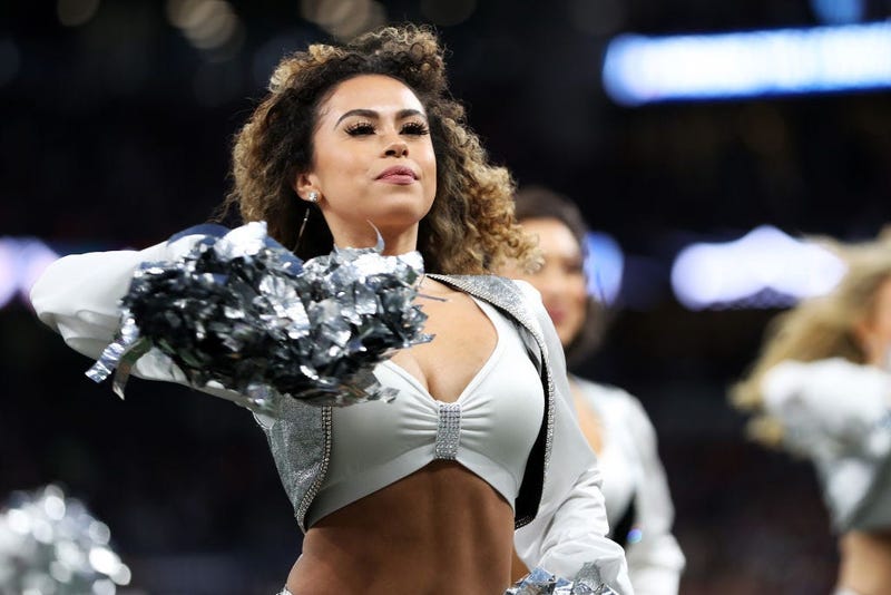 LONDON, ENGLAND - OCTOBER 06: The Oakland Raiderettes in action during the game between Chicago Bears and Oakland Raiders at Tottenham Hotspur Stadium on October 06, 2019 in London, England. (Photo by Naomi Baker/Getty Images)