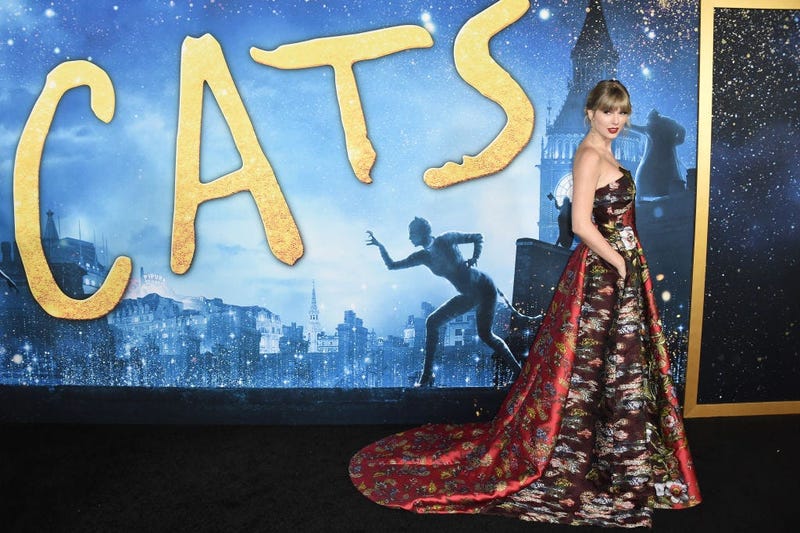 Taylor Swift At Cats Premiere 