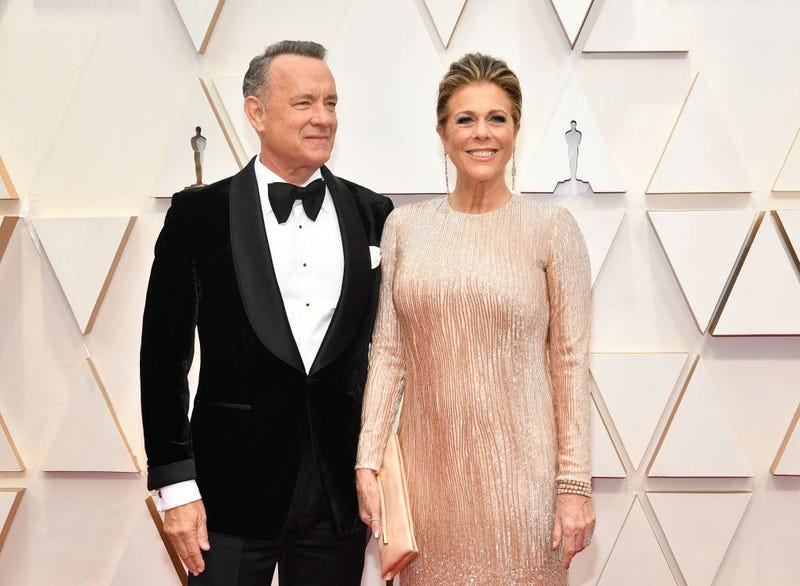 HOLLYWOOD, CALIFORNIA - FEBRUARY 09: (L-R) Tom Hanks and Rita Wilson attend the 92nd Annual Academy Awards at Hollywood and Highland on February 09, 2020 in Hollywood, California.