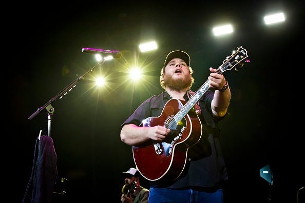 Luke Combs Sings