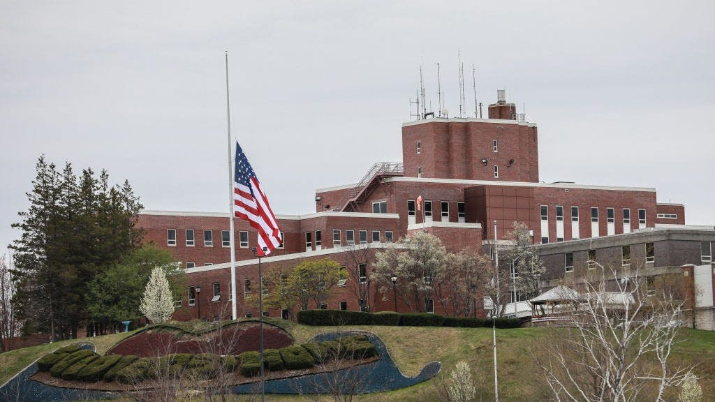 Aging veterans at state homes 'left behind' during pandemic, VVA report finds