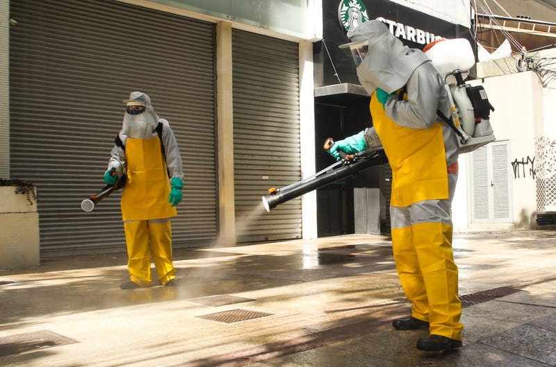 Cleaners spray disinfectant