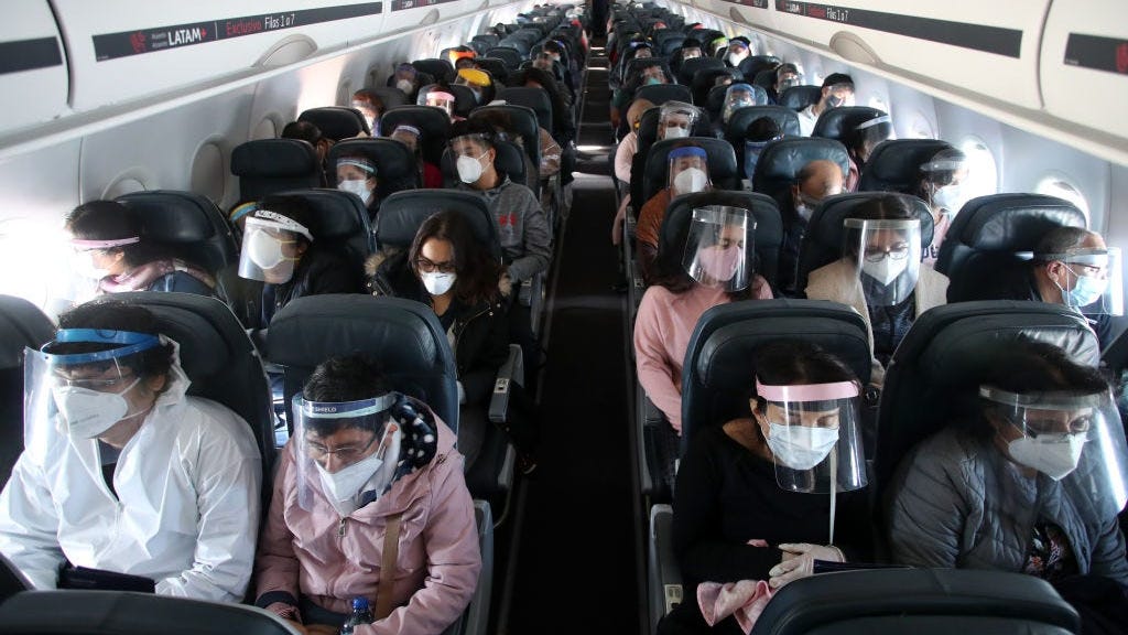 Low risk of contracting COVID-19 on airplanes if masks are worn, study suggests