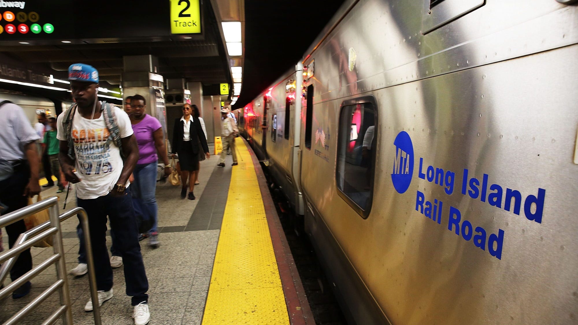 MTA chairman orders crackdown on overtime abuse at LIRR