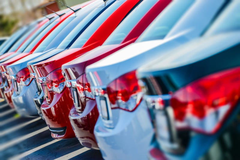 car-dealership-GettyImages-500260065.jpg