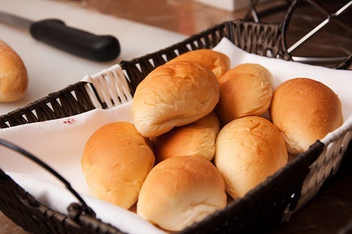 dinner rolls