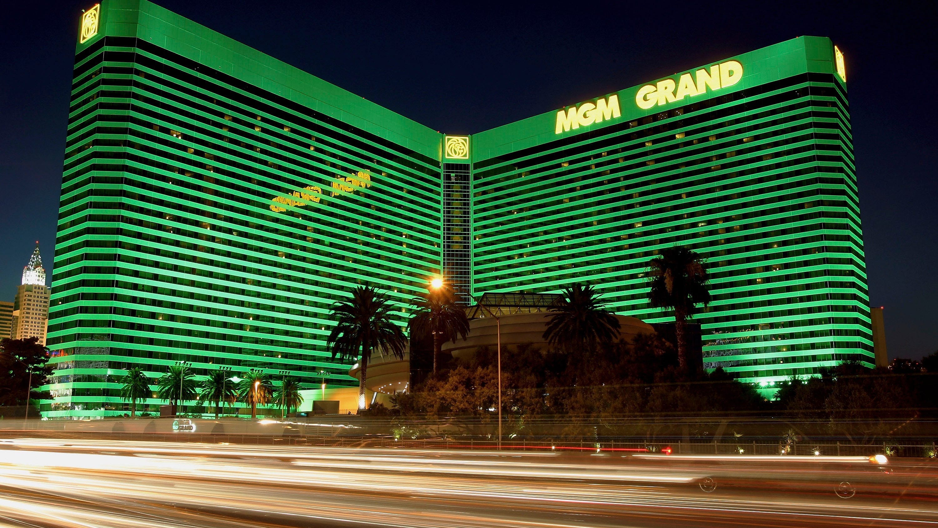 18,000 MGM Resorts Employees to Be Laid Off Monday