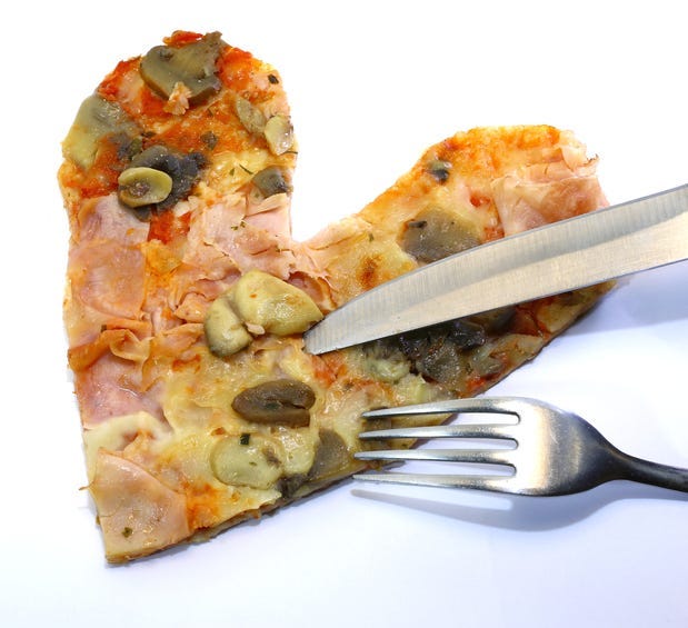 heart pizza