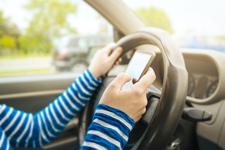 Woman, Smartphone, Texting, Driving, Car