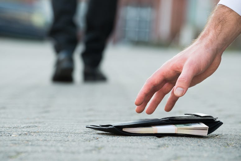 Dropped Wallet, Street, Cash, Hand