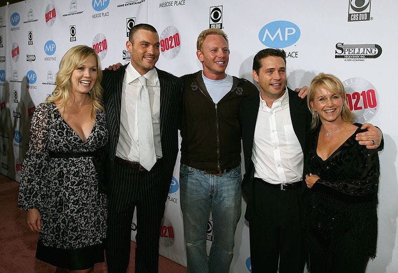 Jennie Garth, Brian Austin Green, Ian Ziering, Jason Priestley and Gabrielle Carteris