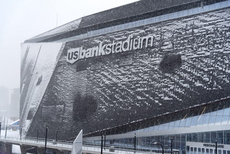 U.S. Bank Stadium, Exterior, Snow