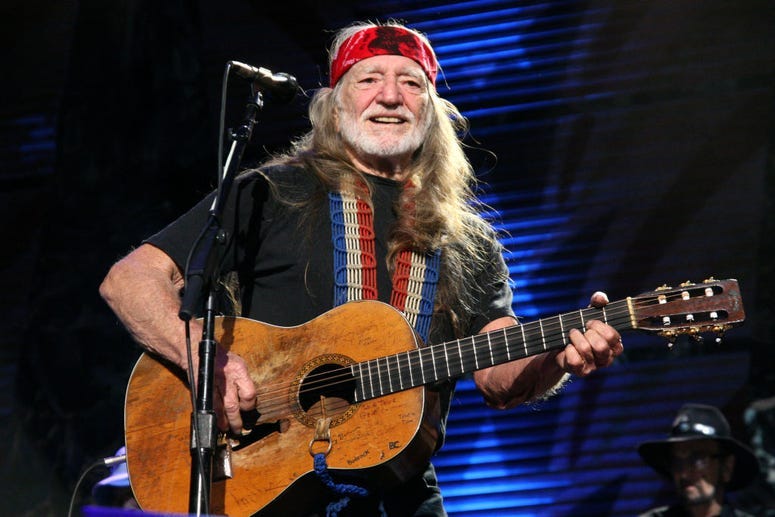 Willie Nelson performs during Farm Aid 2009 at the Verizon Wireless Amphitheater on October 4, 2009 in St Louis, Missouri. 