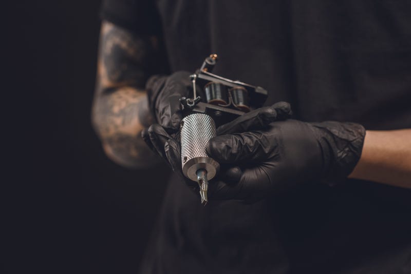 Man, Gloves, Tattoos, Tattoo Machine, Gun, Black Shirt
