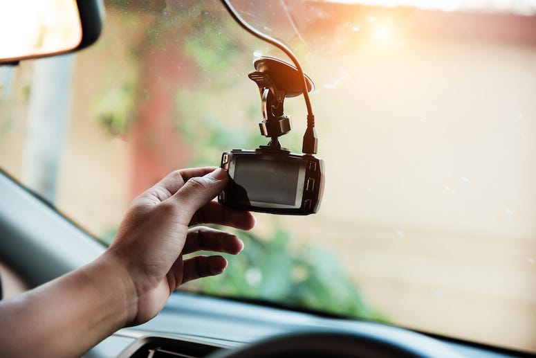 Cash Cam, Camera, Windshield, Car, Hand