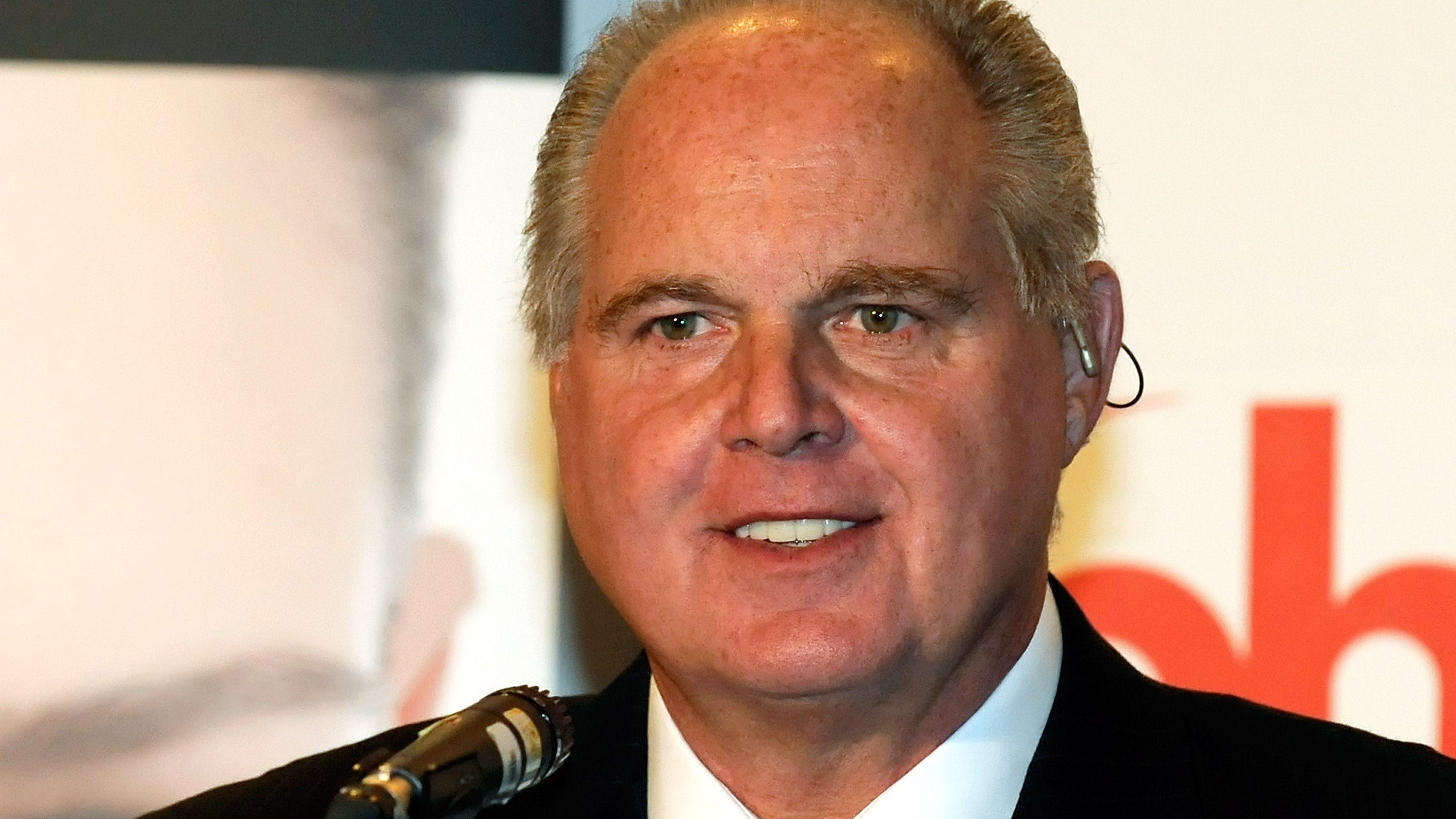 Rush Limbaugh announces he has 'advanced lung cancer'