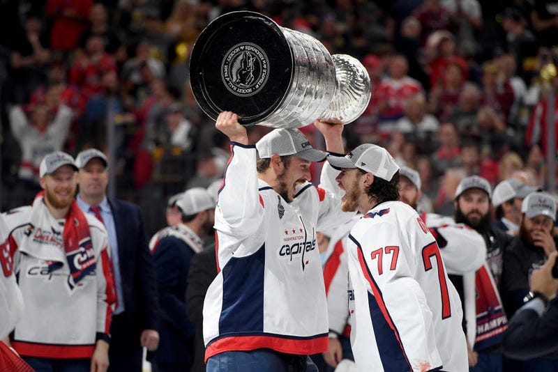 TJ_Oshie_Jay_Beagle_Stanley_Cup
