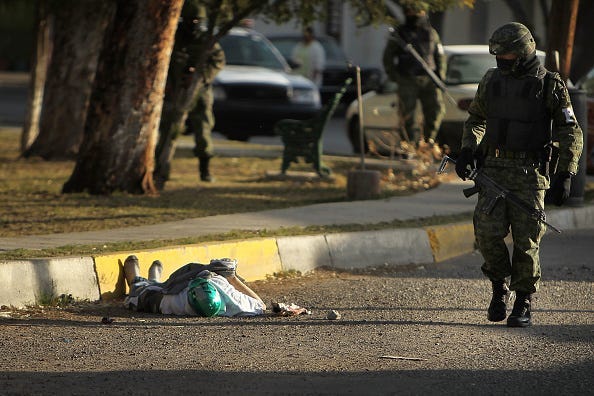 POLICIAS ABUSAN