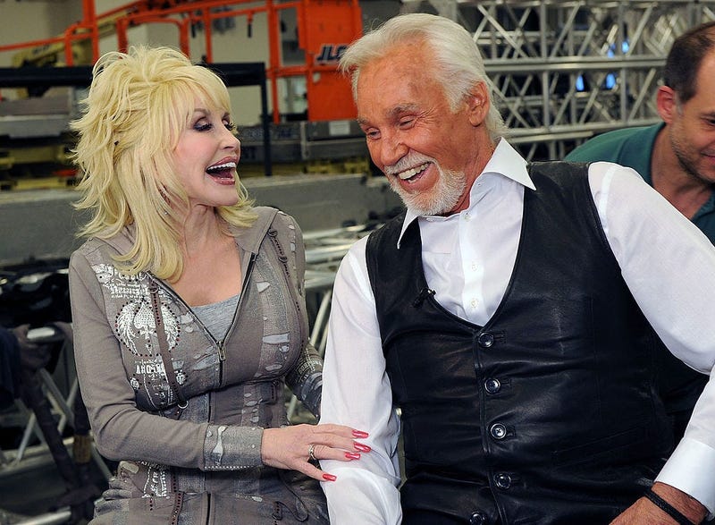 Singers / Songwriters Dolly Parton and Kenny Rogers backstage