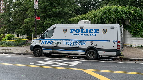Man, 41, fatally stabbed in neck during dispute in front of Bronx building