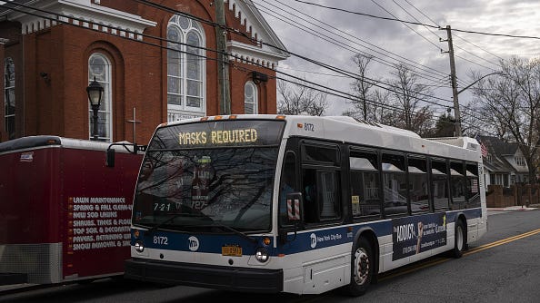 Girl, 14, 'inappropriately touched' aboard Staten Island MTA bus: report
