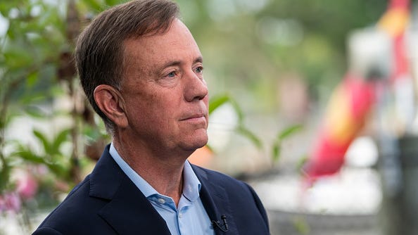Lamont recovering after second hip procedure in under a year