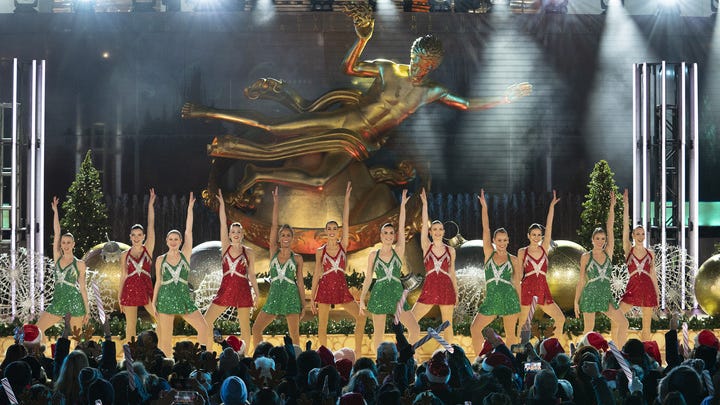 'Radio City Christmas Spectacular' ends 2021 season due to pandemic 'challenges'